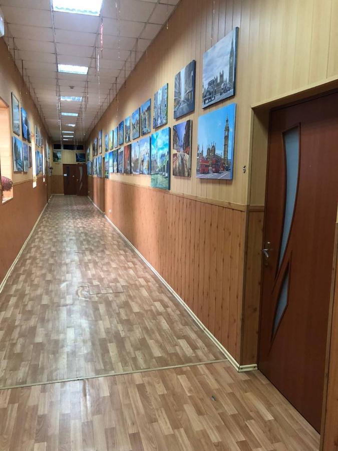 Арт-Вокзал Hotel ครือวอยร็อก ภายนอก รูปภาพ